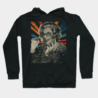 Dame Edna, - Everage, sketc vintage Hoodie